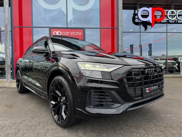 Audi Q8 3