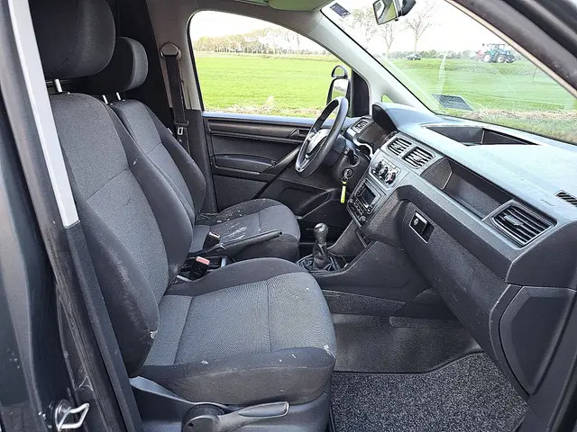 Volkswagen Caddy 2.0 2019 Diesel 7