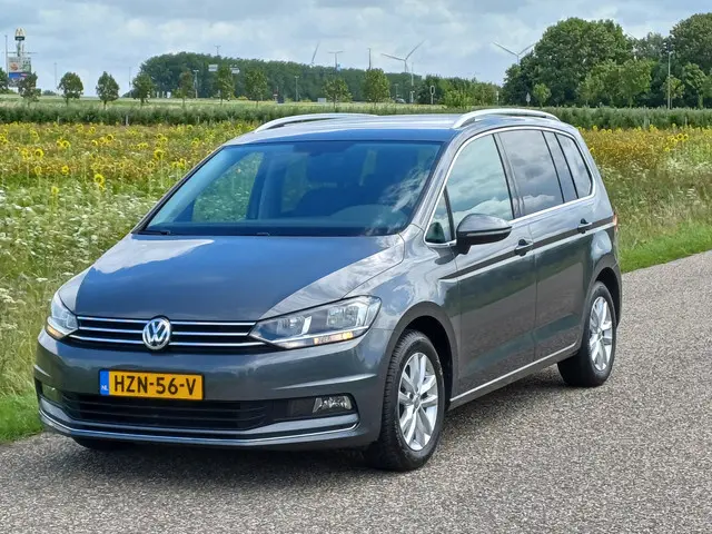 Volkswagen Touran 1.4 TSI Highline 2018 Benzine 3