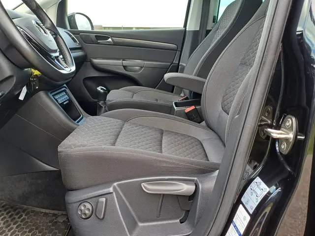 Volkswagen Sharan 1.4 TSI Exclusive JOIN 2019 Benzine 24