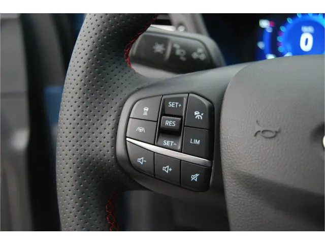 Ford Kuga 2.5 PHEV ST-Line X 2022 Hybride Benzine 17