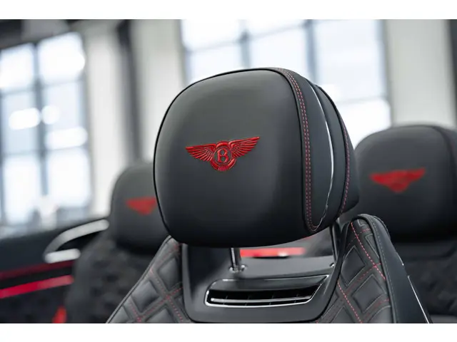 Bentley Continental GT GTC W12 Speed 2023 Benzine 38