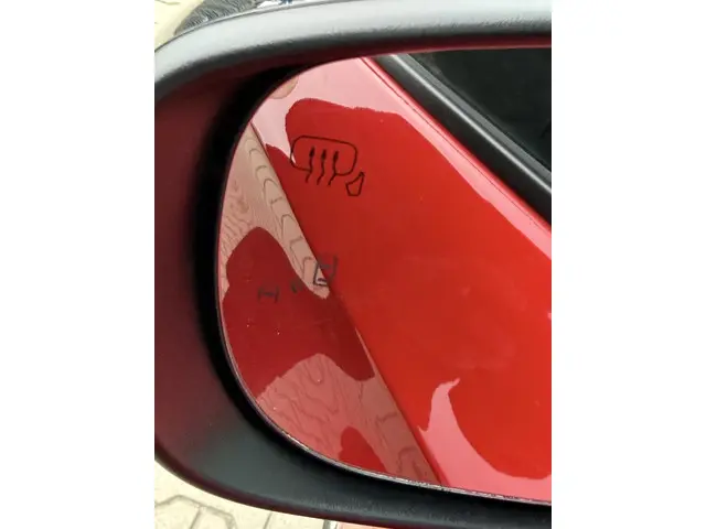 Suzuki Swift 1.2 Select Smart Hybrid 2025 Benzine 26