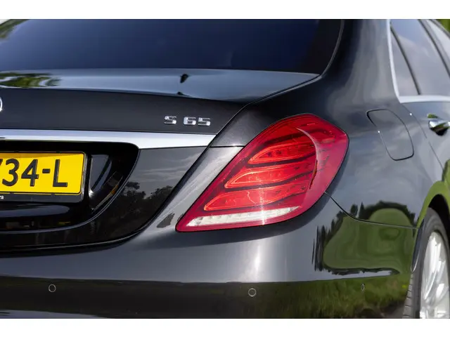Mercedes-Benz S-Klasse AMG 65 Lang 2016 Benzine 144