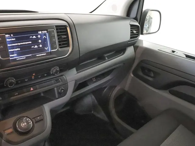 Peugeot Expert 145pk L3 Automaat 2024 Diesel 19