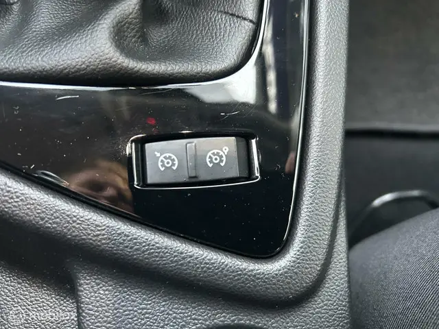 Renault Mégane Estate 1.2 TCe Limited * AIRCO * 2018 Benzine 10