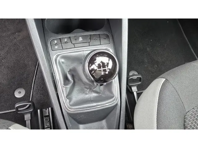 SEAT Ibiza ST 1.0 EcoTSI Style Connect 2015 Benzine 33