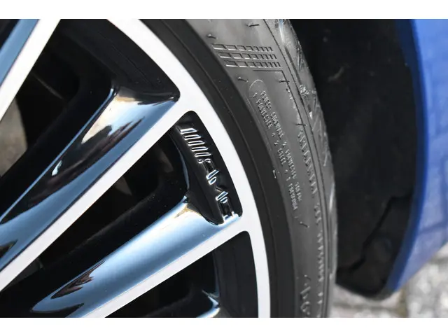 Mercedes-Benz C-Klasse Estate 200 AMG Line 2021 Benzine 40