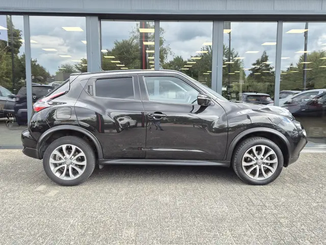 Nissan Juke 1.6 Connect Edition 2015 Benzine 17