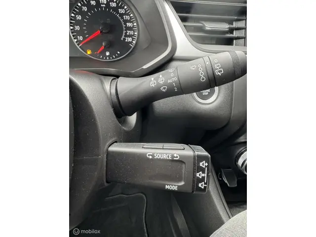 Renault Captur 1.0 TCe 90 evolution 2024 Benzine 31