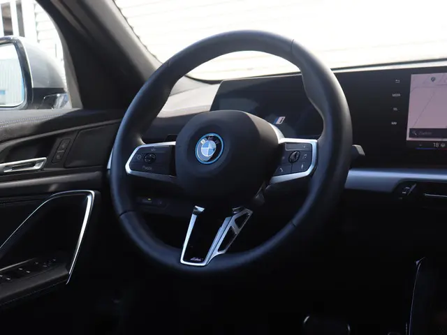 BMW iX2 eDrive20 2024 Elektrisch 29
