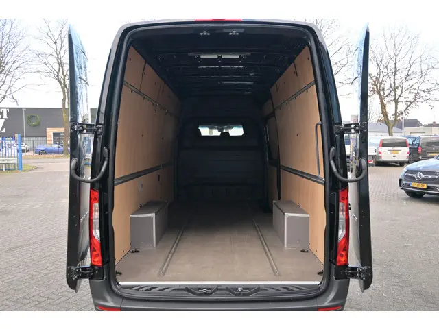 Mercedes-Benz Sprinter 317 CDI L3H2 RWD 2023 Diesel 11