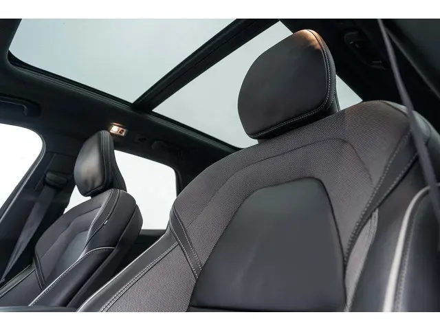 Volvo XC60 T6 Recharge AWD R-Design 2021 Hybride Benzine 9