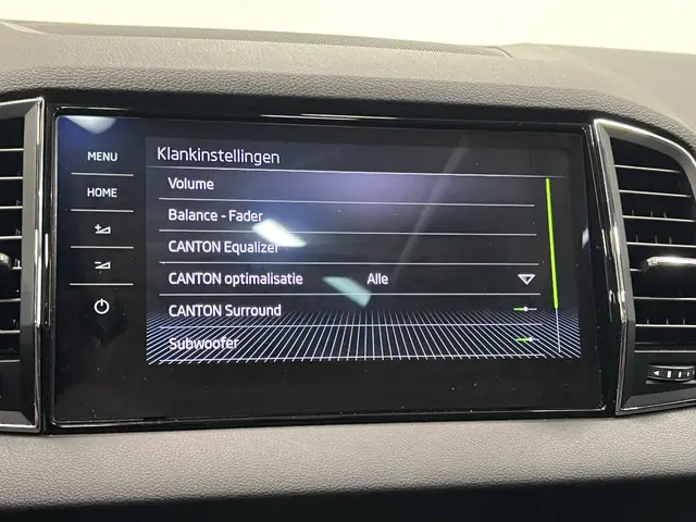 Škoda Karoq 1.5 TSI ACT Style Business 2018 Benzine 26