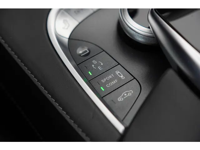 Mercedes-Benz S-Klasse Coupé 500 4Matic 2016 Benzine 35