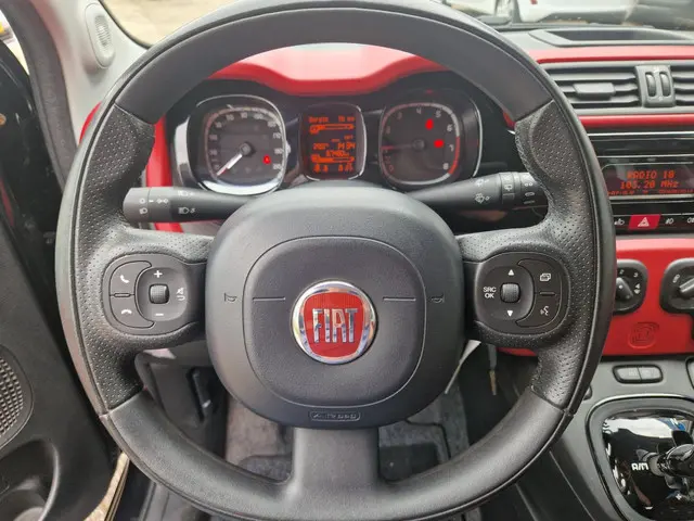 Fiat Panda 0.9 TwinAir Lounge | Automaat 2013 Benzine 13
