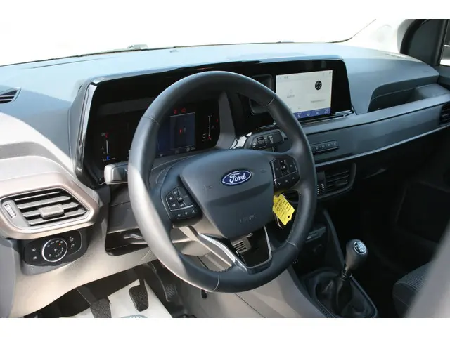 Ford Transit Courier 1.5 EcoBlue Trend 2024 Diesel 2