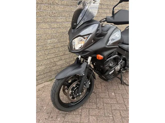 Suzuki V-Strom All-Road DL650 ABS. 2013 Benzine 8