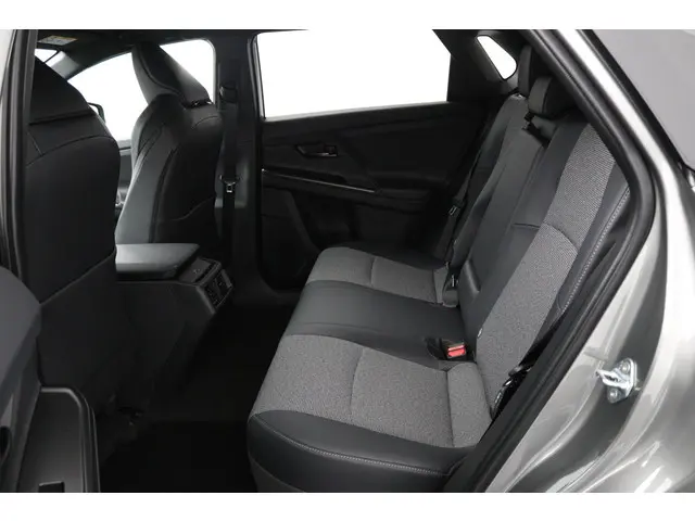 Toyota bZ4X Dynamic 73 kWh 2025 Elektrisch 16