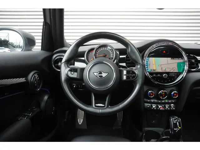 MINI 5-Deurs Cooper 2022 Benzine 7