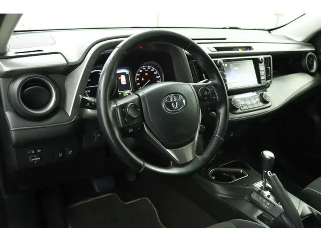 Toyota RAV4 2.5 Hybrid AWD Style 2018 Hybride Benzine 58