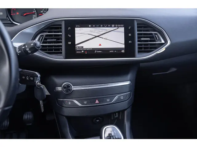 Peugeot 308 1.5 HDI Active Pack 2020 Diesel 36