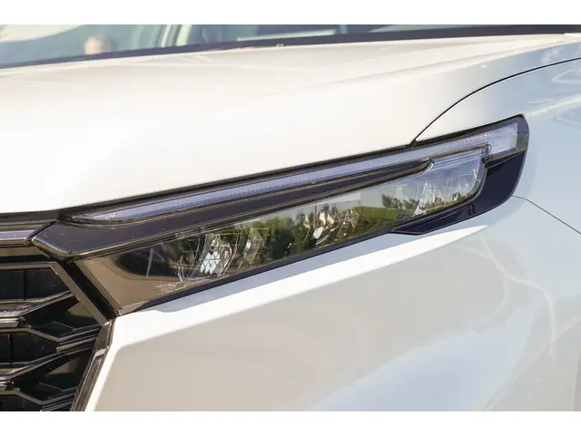 Honda CR-V 2.0i e:HEV LUXURY EDITION 2025 Hybride Benzine 37