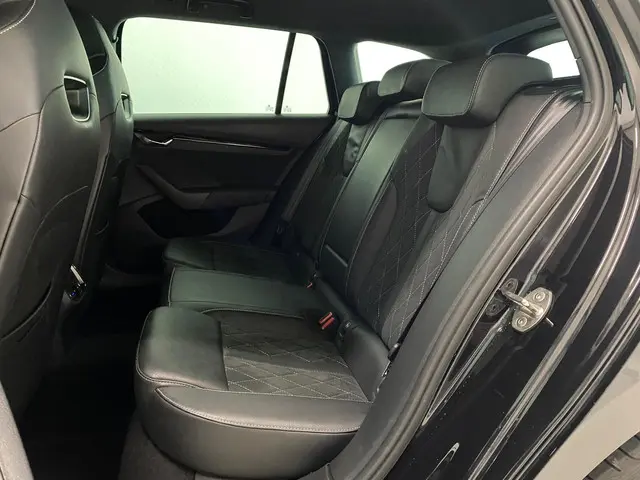 Škoda Octavia RS iV 2021 Hybride Benzine 5
