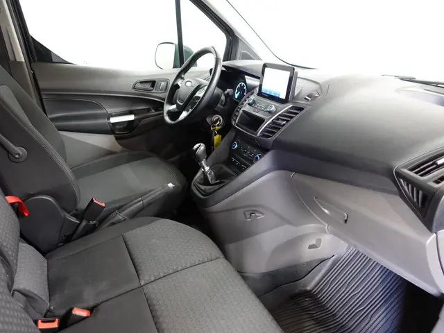 Ford Transit Connect 1.5 EcoBlue L2 Trend 2023 Diesel 42