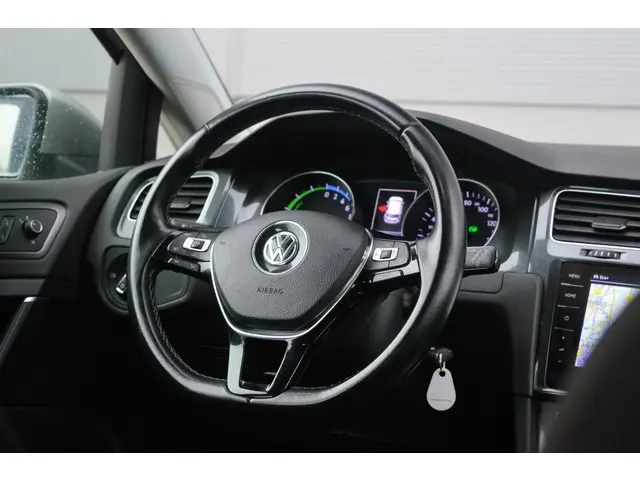 Volkswagen e-Golf E-Golf 2018 Elektrisch 29