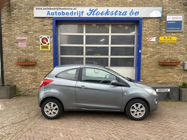 Ford Ka 1.2 Champions Edition start/stop 2013 Benzine 4