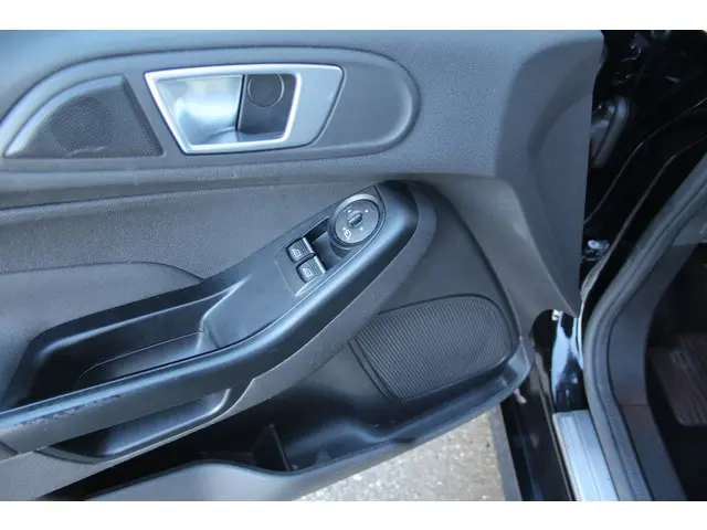 Ford Fiesta 1.0 EcoBoost 101 Pk ST Line 2017 Benzine 18