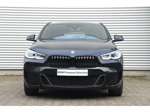 BMW X2 xDrive25e 2023 Hybride Benzine 3