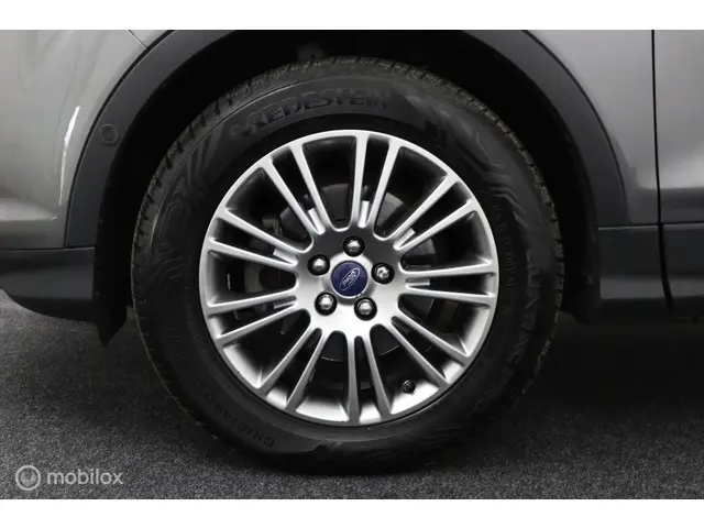 Ford Kuga 1.6 Titanium Plus 2014 Benzine 28