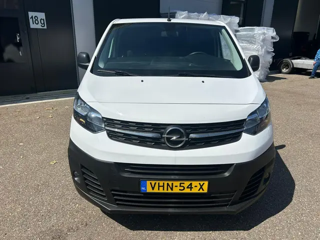 Opel Vivaro 2.0 CDTI L3 h1 selection 2020 Diesel 9