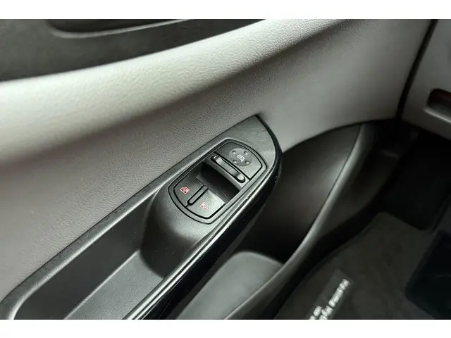 Opel Corsa 1.0 Turbo Online Edition 2018 Benzine 27