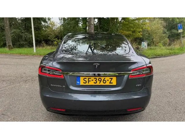 Tesla Model S 75D Base 2018 Elektrisch 3