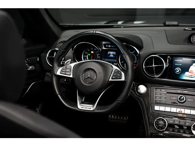 Mercedes-Benz SL AMG 63 2017 Benzine 4