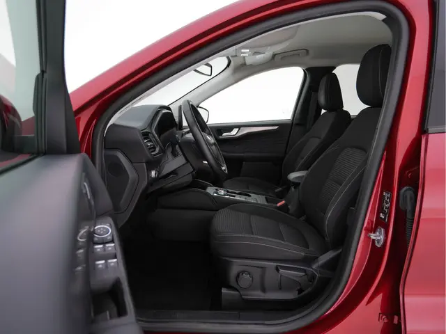 Ford Kuga 2.5 PHEV Titanium 2022 Hybride Benzine 8