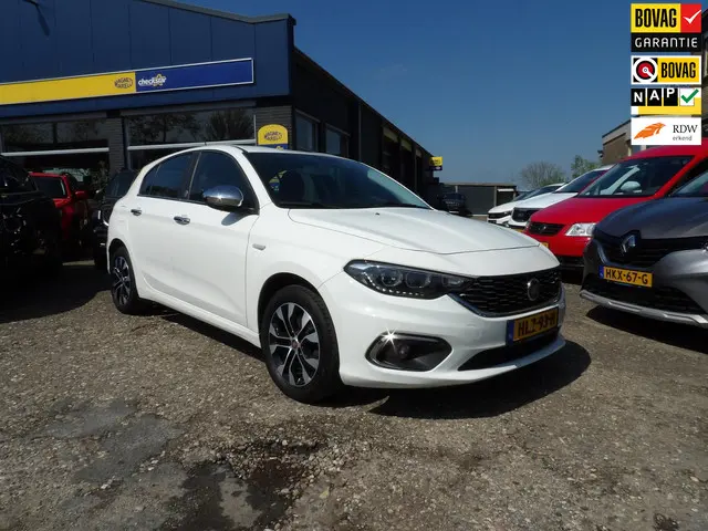 Fiat Tipo 1.4 16v Mirror / Rijklaarprijs 2019 Benzine