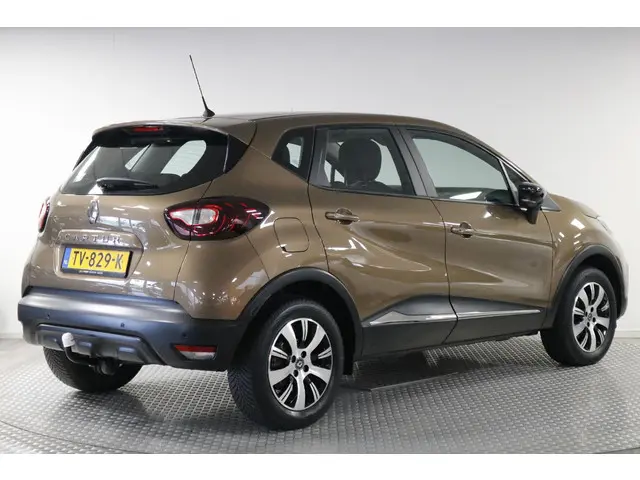 Renault Captur 1.2 TCe Limited Automaat! 2018 Benzine 2