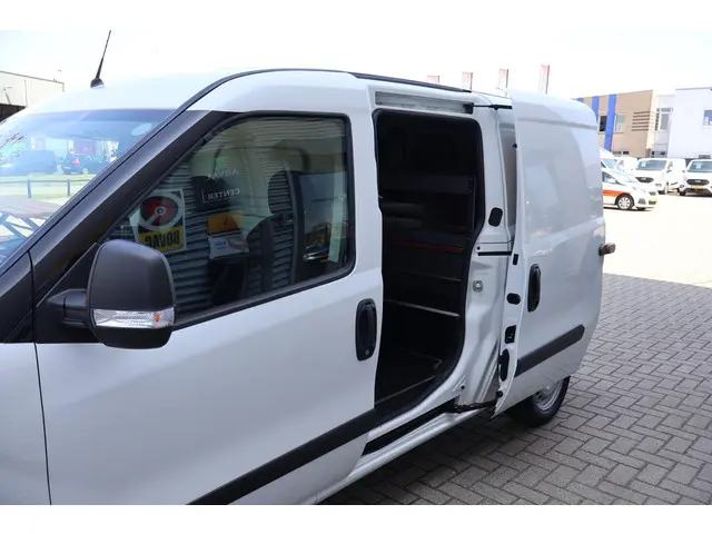 Opel Combo 1.6 CDTi L2H1 Edition 2019 Diesel 4