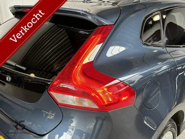 Volvo V40 Cross Country 1.5 T3 Polar+ Luxury 2019 Benzine 44