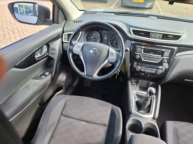 Nissan QASHQAI 1.2 Acenta 2014 Benzine 17