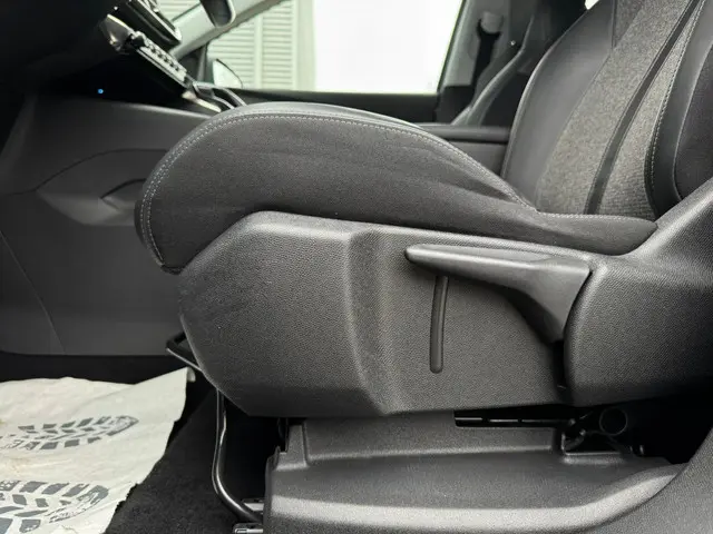 Peugeot 3008 1.2 PureTech Première 2018 Benzine 22