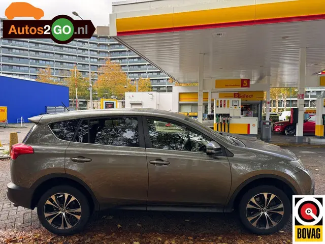 Toyota RAV4 2.0 Executive Business 4WD 2014 Benzine 4