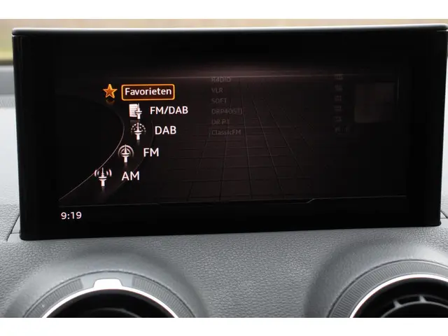 Audi Q2 35 TFSI 150pk S-tronic Prestige 2021 Benzine 25