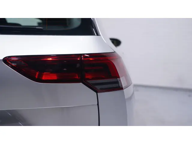 Volkswagen Golf Variant 1.0 eTSI Life 2023 Benzine 44