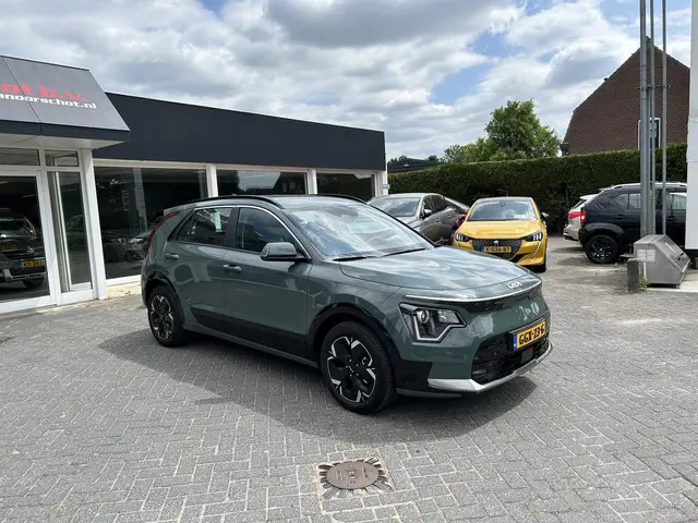 Kia Niro EV DynamicLine 64.8 kWh 2024 Elektrisch 2