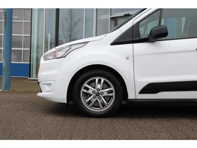 Ford Transit Connect 1.5 EcoBlue L2 Trend 2023 Diesel 29